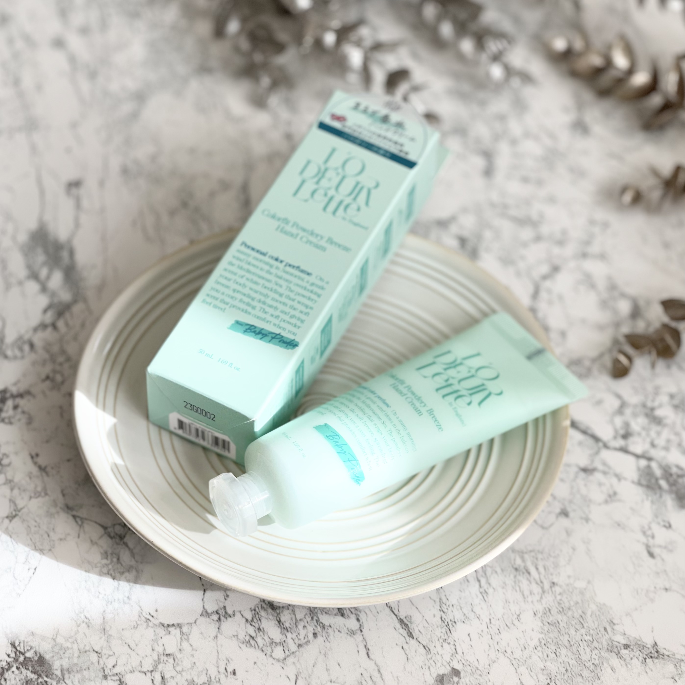 カラーフィットハンドクリーム/ロダレット/ハンドクリームを使ったクチコミ（2枚目）