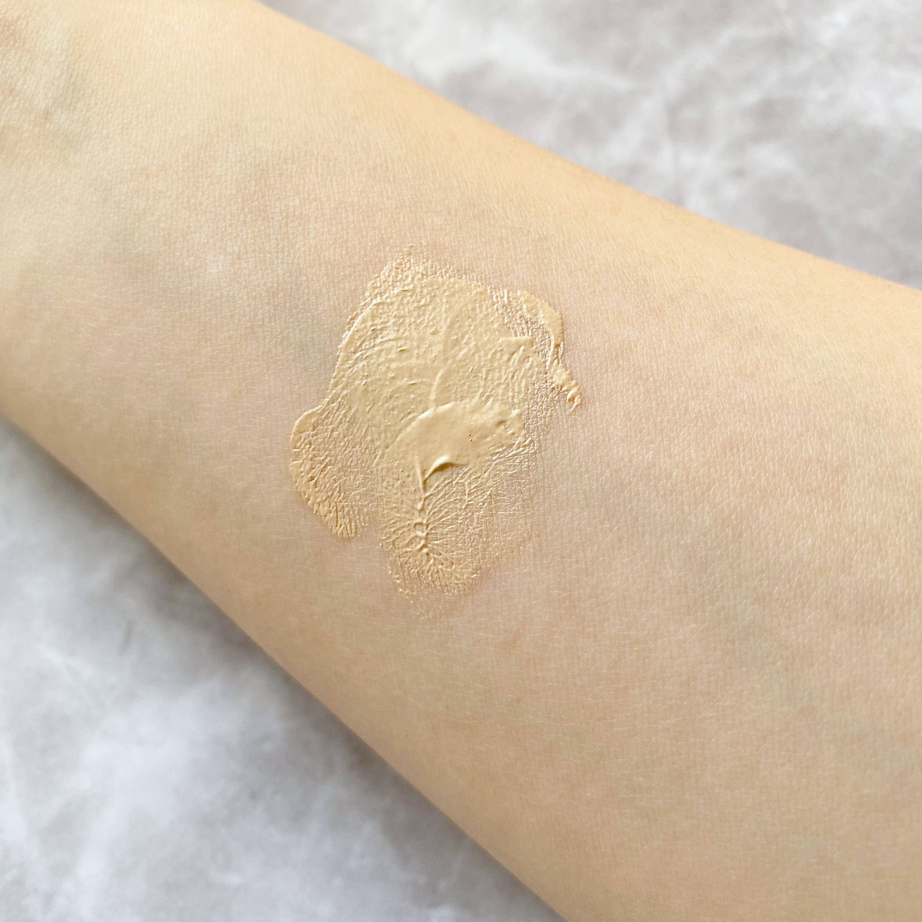 バブースムースナチュラルファンデーション/babu- (バブー)/化粧下地を使ったクチコミ（3枚目）