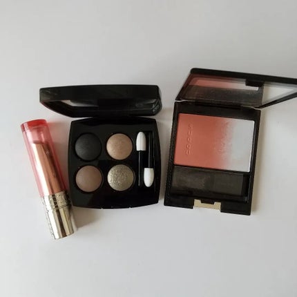 CHANEL キャトルオンブル 388 エクラ ドゥ ニュイ アイシャドウ レ キャトル オンブル 388 エクラ ドゥ ニュイ / CHANEL
