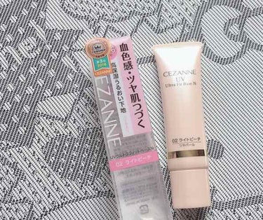 セザンヌ
UVウルトラフィットベースN 
02 ライトピーチ 化粧下地
SPF36 PA + +
色ムラカバータイプ
.
プチプラ下地でずっと良いって口コミを見ててやっと使いました。
他の色より自然かな