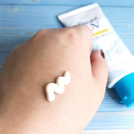 ビオレUV アクアリッチ ライトアップエッセンス/ビオレ/日焼け止めクリームを使ったクチコミ(4枚目)