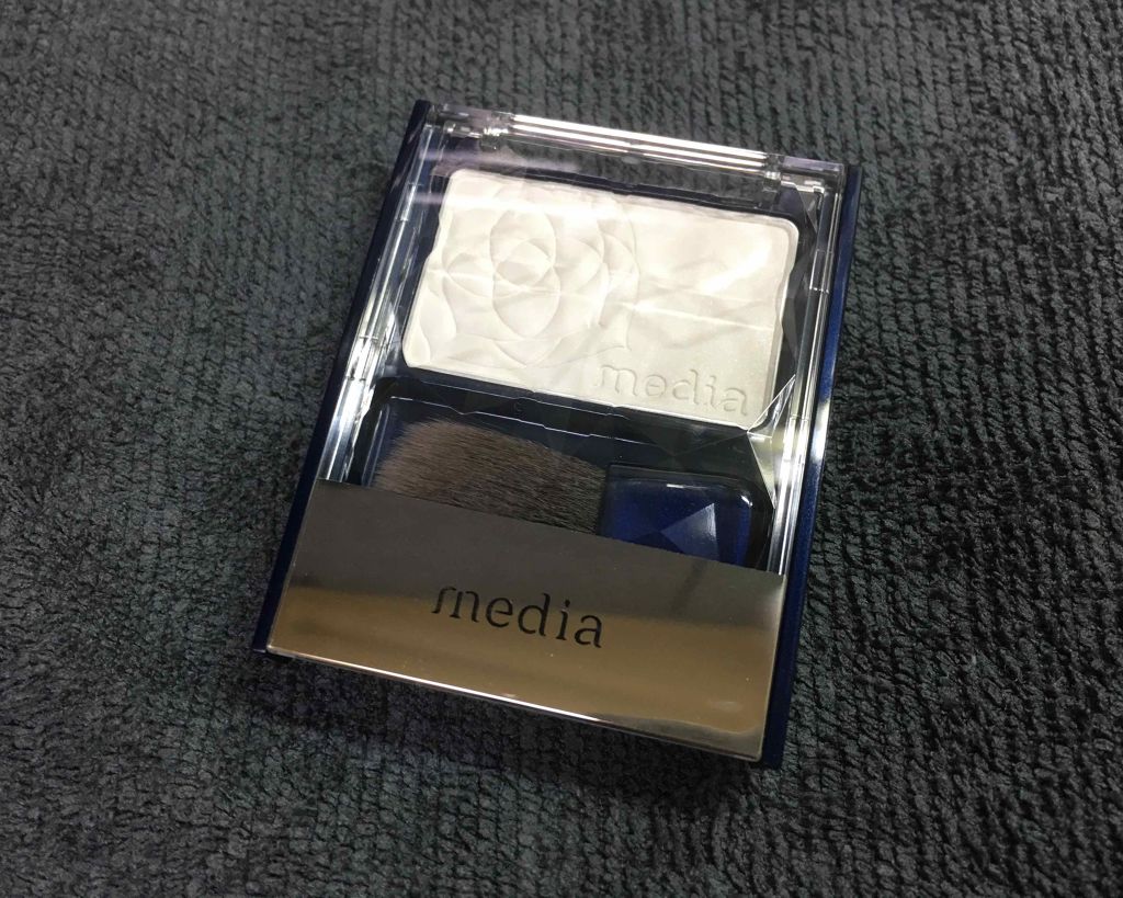 ブライトアップチークN/media/パウダーチークを使ったクチコミ(1枚目)