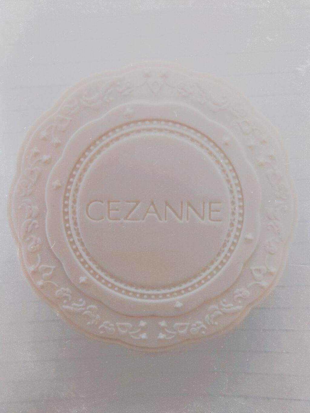 UVシルクカバーパウダー/CEZANNE/プレストパウダーを使ったクチコミ（1枚目）