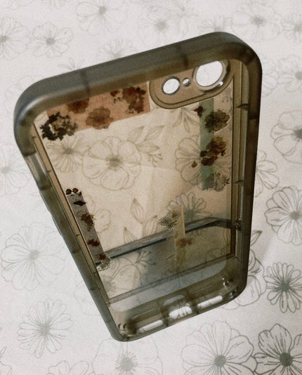 小夜風 on LIPS 「❖購入品紹介❖アルコールインクアートのお気に入りのスマホケース..」(4枚目)