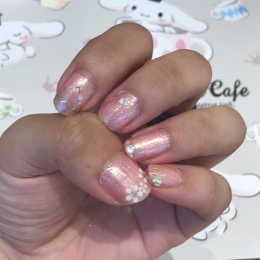 DAISO シリコーンネイルブラシのクチコミ「キャンドゥのネイルシール💕💅✨

この前私事ですが誕生日迎えて新成人になったので笑
前日にいつ.....」（3枚目）