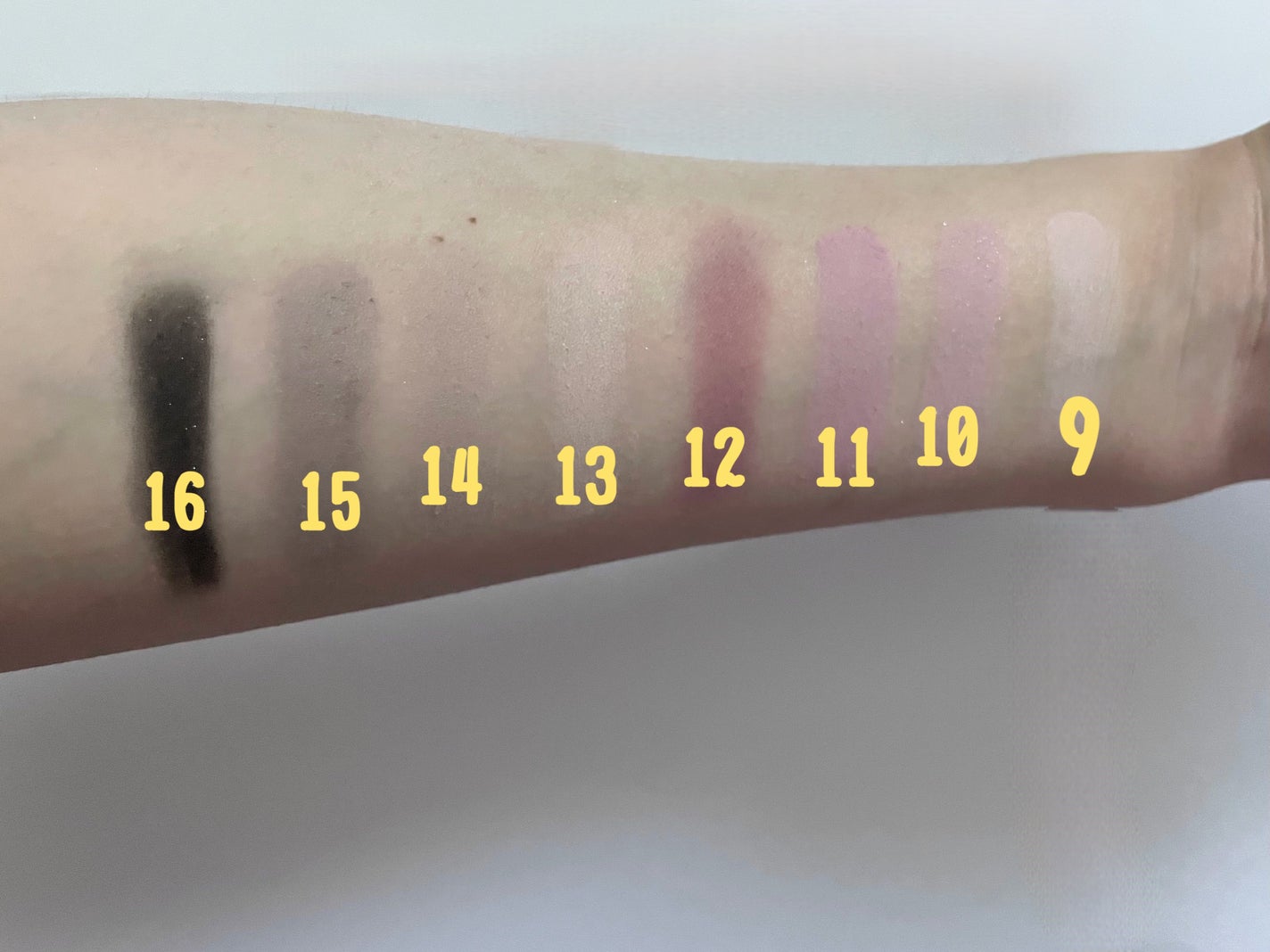 ソフトブラーリングアイパレット/wakemake/アイシャドウパレットを使ったクチコミ(6枚目)