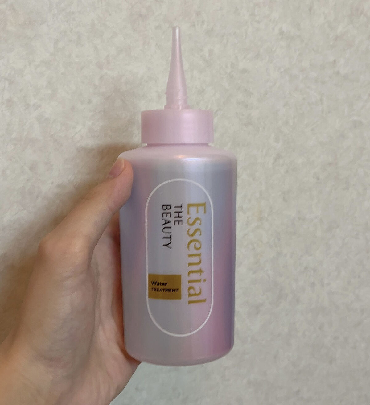 エッセンシャル プレミアム ウォータートリートメント EXスムース/エッセンシャル/アウトバストリートメントを使ったクチコミ（3枚目）