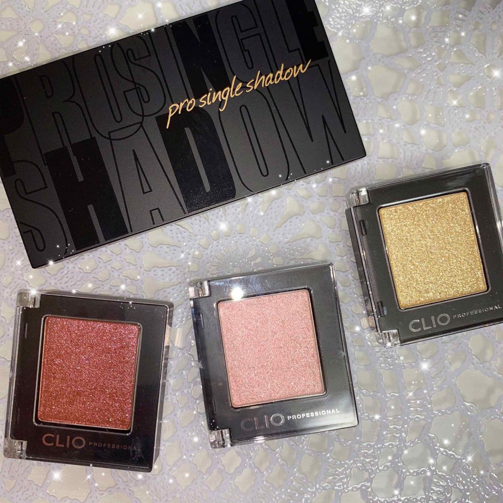 ❤️クリオのシングルアイシャドウ❤️
今回は韓国で行った購入品を紹介します♡
韓国でのVlog見た？？見てなかったら見てねん😘

明洞のクリオは通販ではない物がたくさんあって、大好きなんだけどシングルアイシャドウが可愛すぎて
3色買ってパ