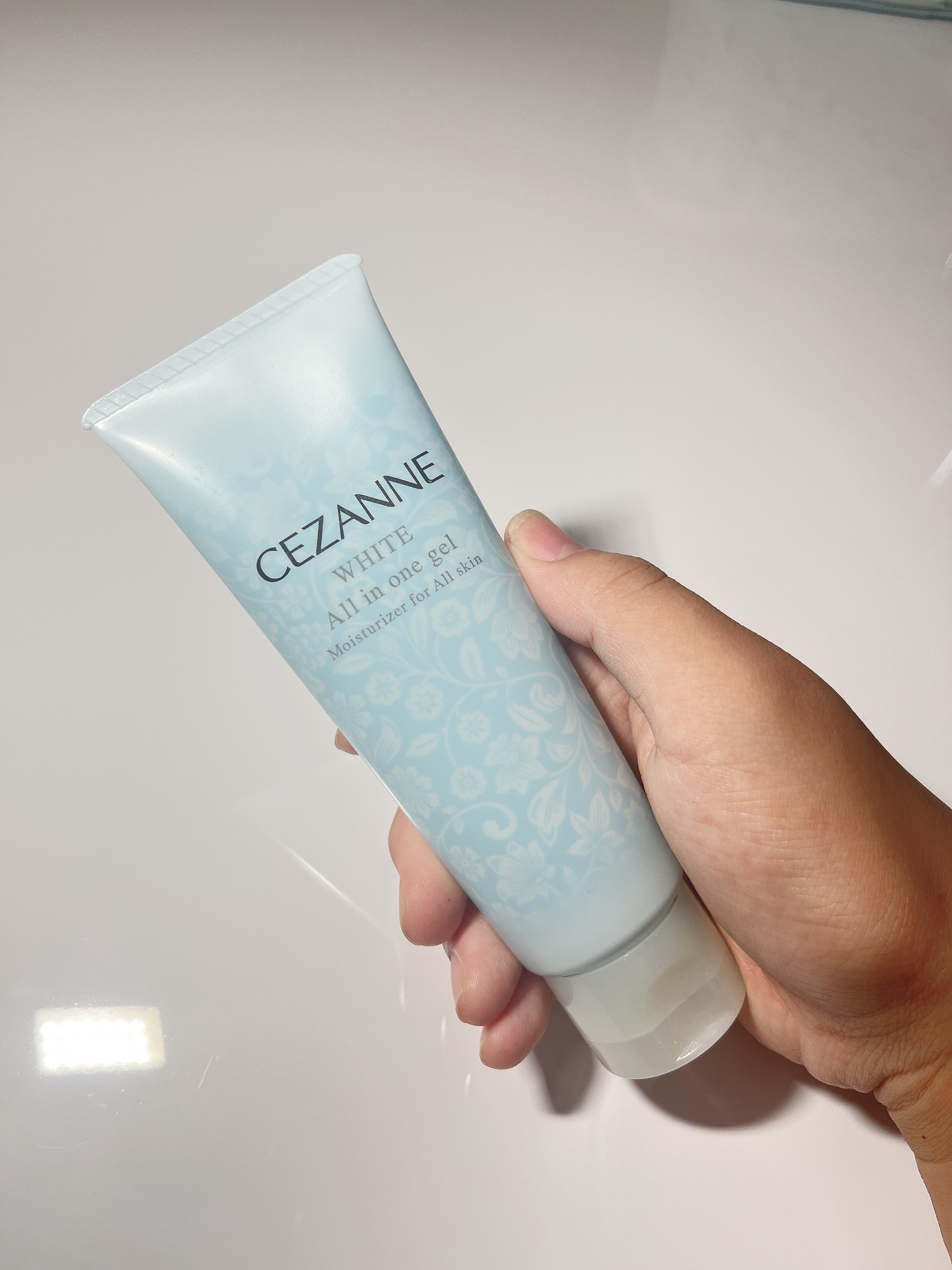 薬用うるおいホワイトニングジェル/CEZANNE/オールインワン化粧品を使ったクチコミ（1枚目）