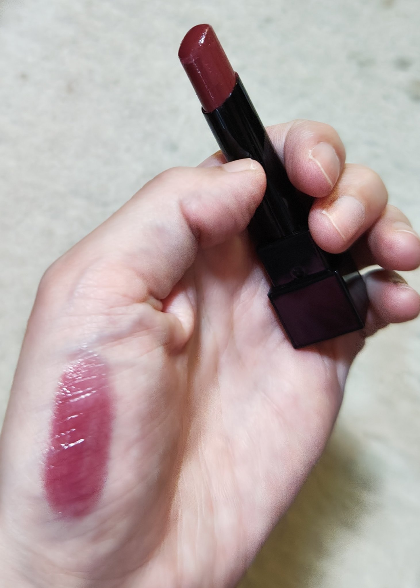 ケイト リップモンスター 12 誓いのルビー/KATE/口紅を使ったクチコミ（2枚目）