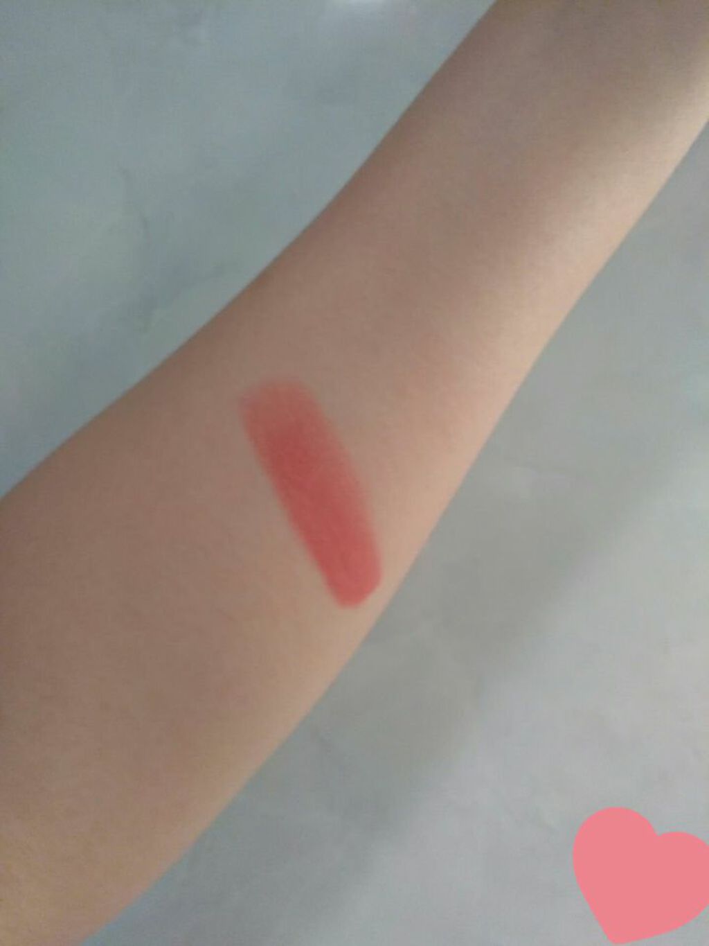 ラスティンググロスリップ/CEZANNE/口紅を使ったクチコミ（2枚目）