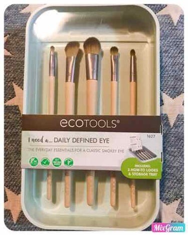 Daily Defined Eye Brush Set, 5 Piece Set & Storage Tray/EcoTools/メイクブラシを使ったクチコミ（1枚目）