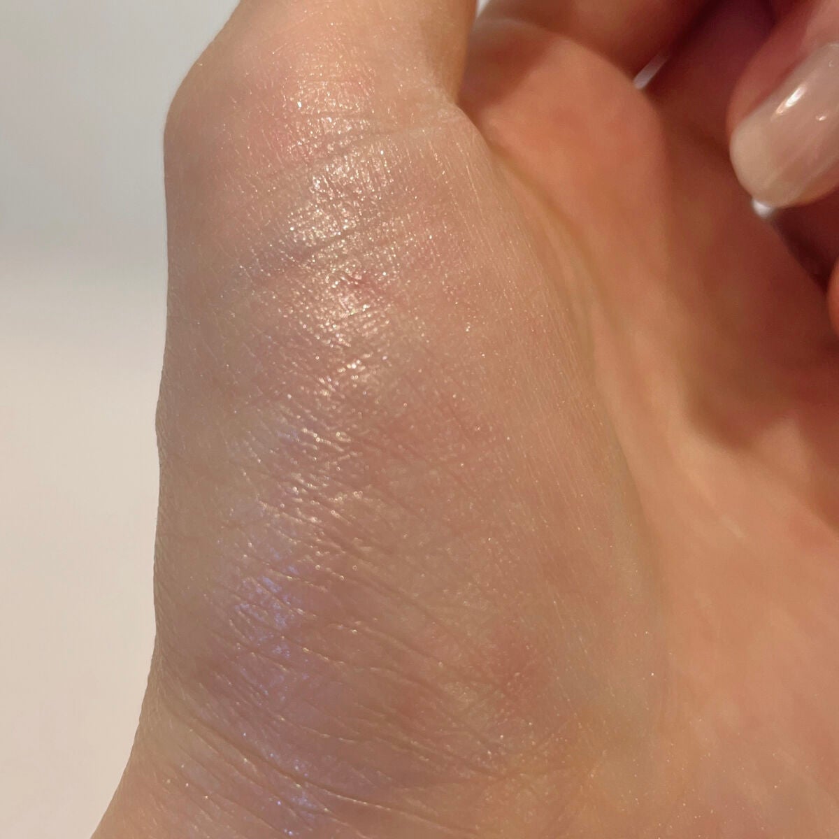 ル・レオスールデクラ /クレ・ド・ポー ボーテ/パウダーハイライトを使ったクチコミ(4枚目)