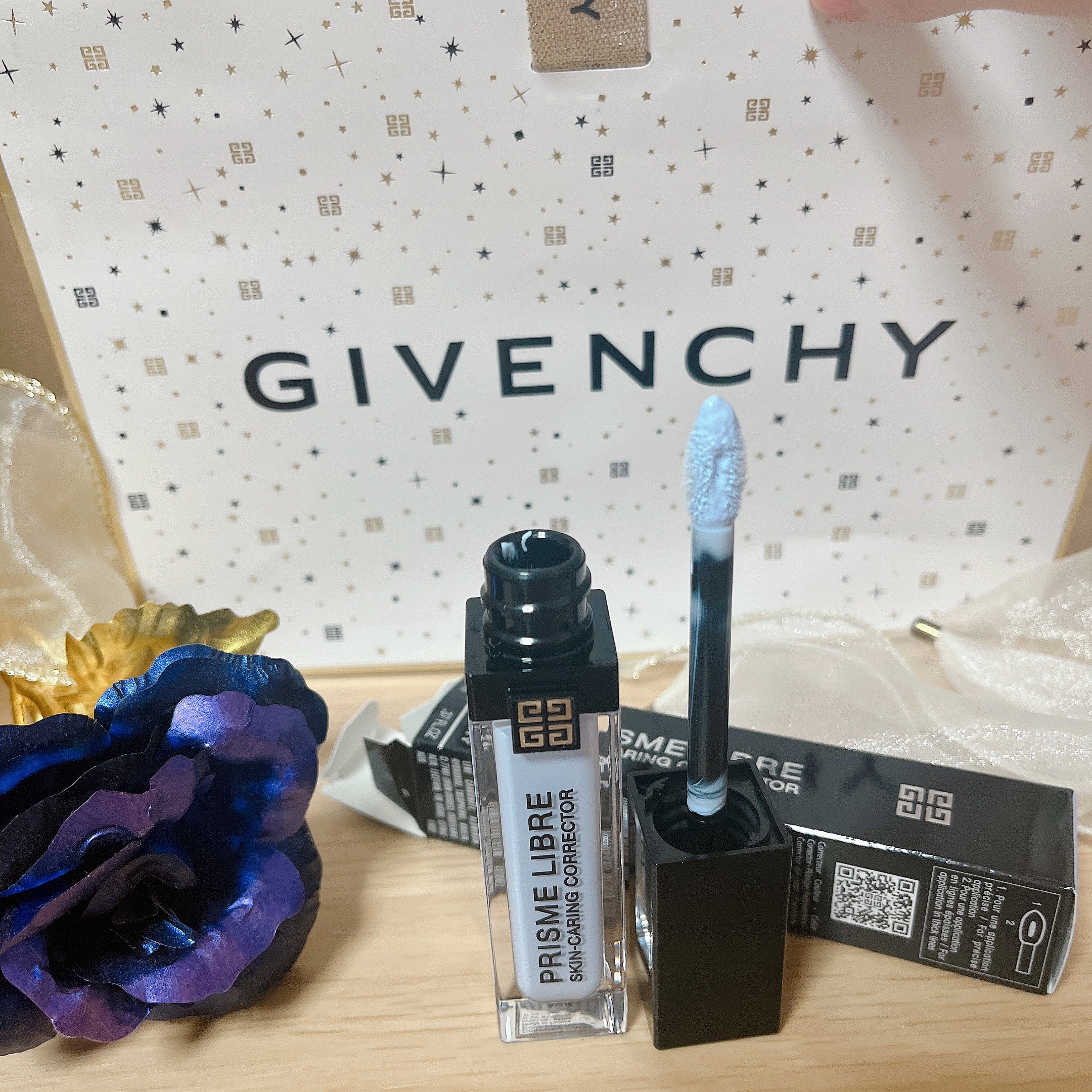 プリズム・リーブル・スキンケアリング・コレクター/GIVENCHY/化粧下地を使ったクチコミ（1枚目）
