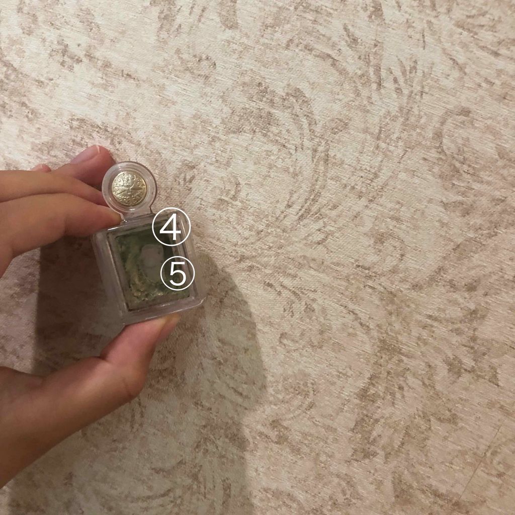 シャドーカスタマイズ/MAJOLICA MAJORCA/単色アイシャドウを使ったクチコミ（3枚目）