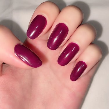 REVLON カラーステイ ジェル エンビー ロングウェア ネイル エナメルのクチコミ「ブドウみたいな紫ネイル🍇💅


使用したマニュキュア
💐REVLONカラーステイ ジェル エン.....」（3枚目）