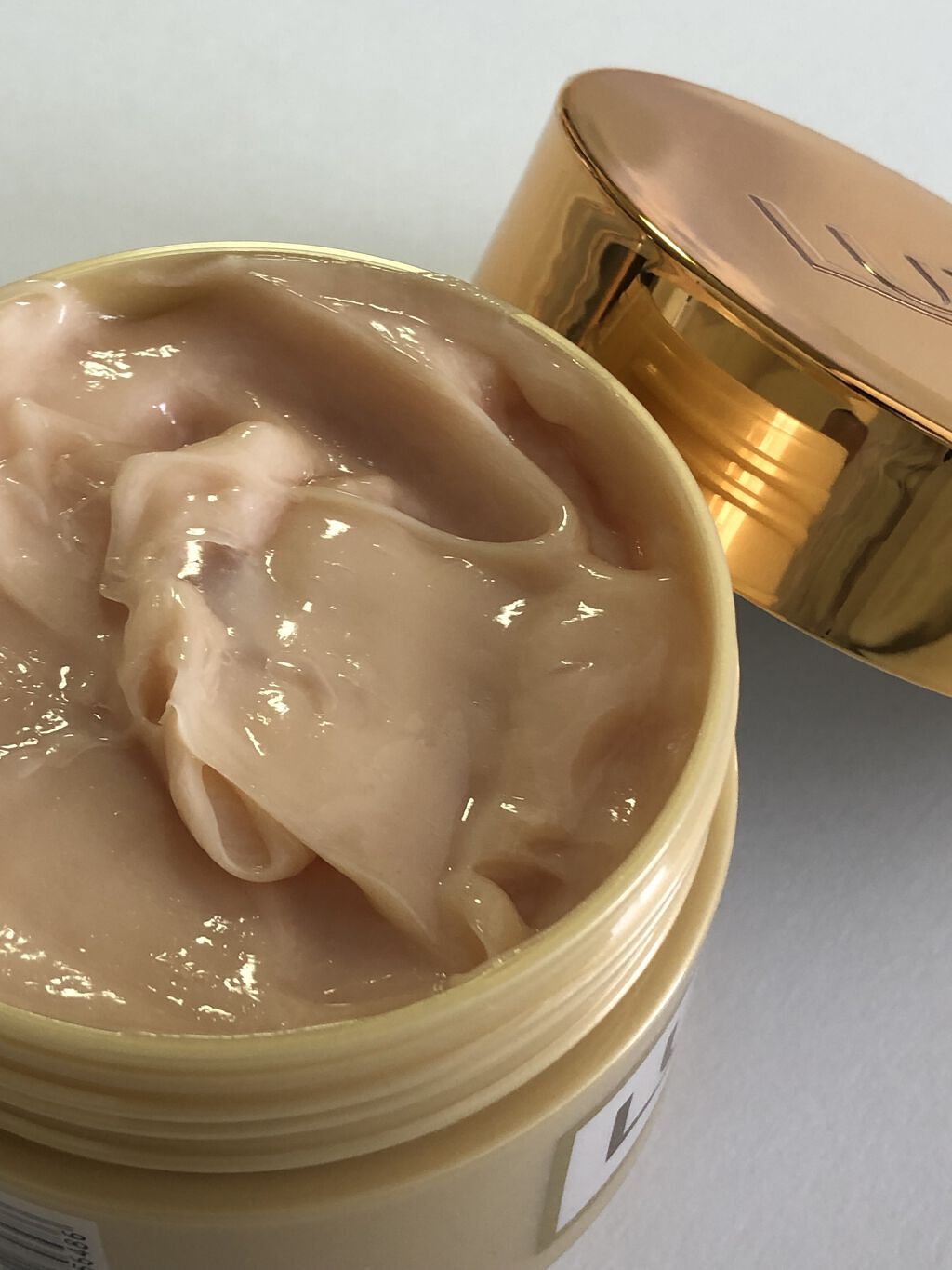 スーパーリッチシャイン ダメージリペア リッチ補修ヘアマスク/LUX/ヘアマスク・ヘアパックを使ったクチコミ（2枚目）