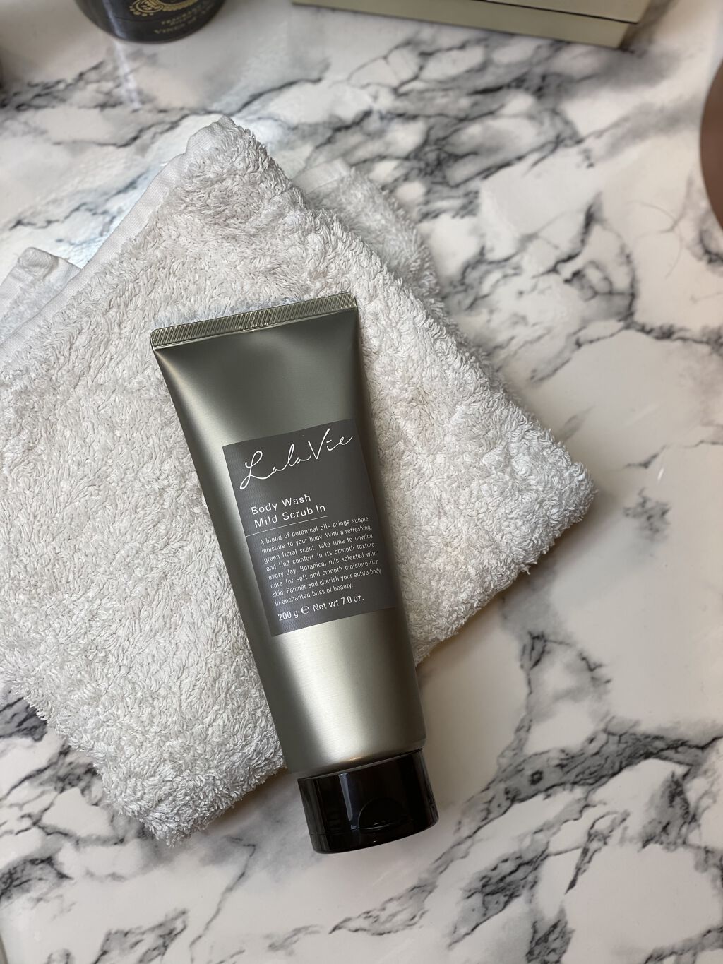 ボディウォッシュ マイルドスクラブイン/Lala Vie/ボディスクラブを使ったクチコミ（1枚目）