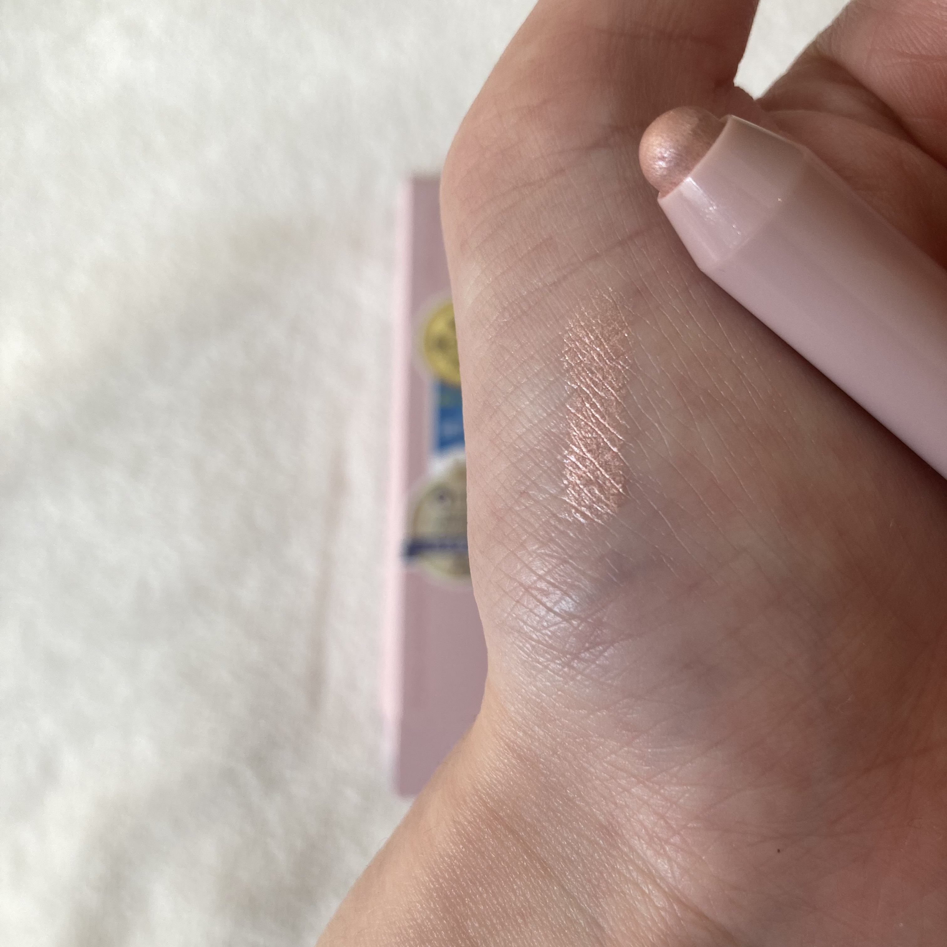 ウォンジョンヨ　メタルシャワーペンシル/Wonjungyo/スティックアイシャドウを使ったクチコミ（2枚目）