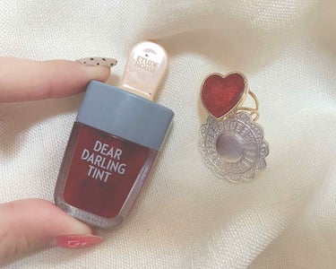 💄ETUDE HOUSE
ディアダーリン ウォータージェルティント

韓国で買ってから長らく使ってます❤️
韓国コスメのティントって結構色が明るくて、肌の色に合わないから好きじゃなかったんですが
シャー