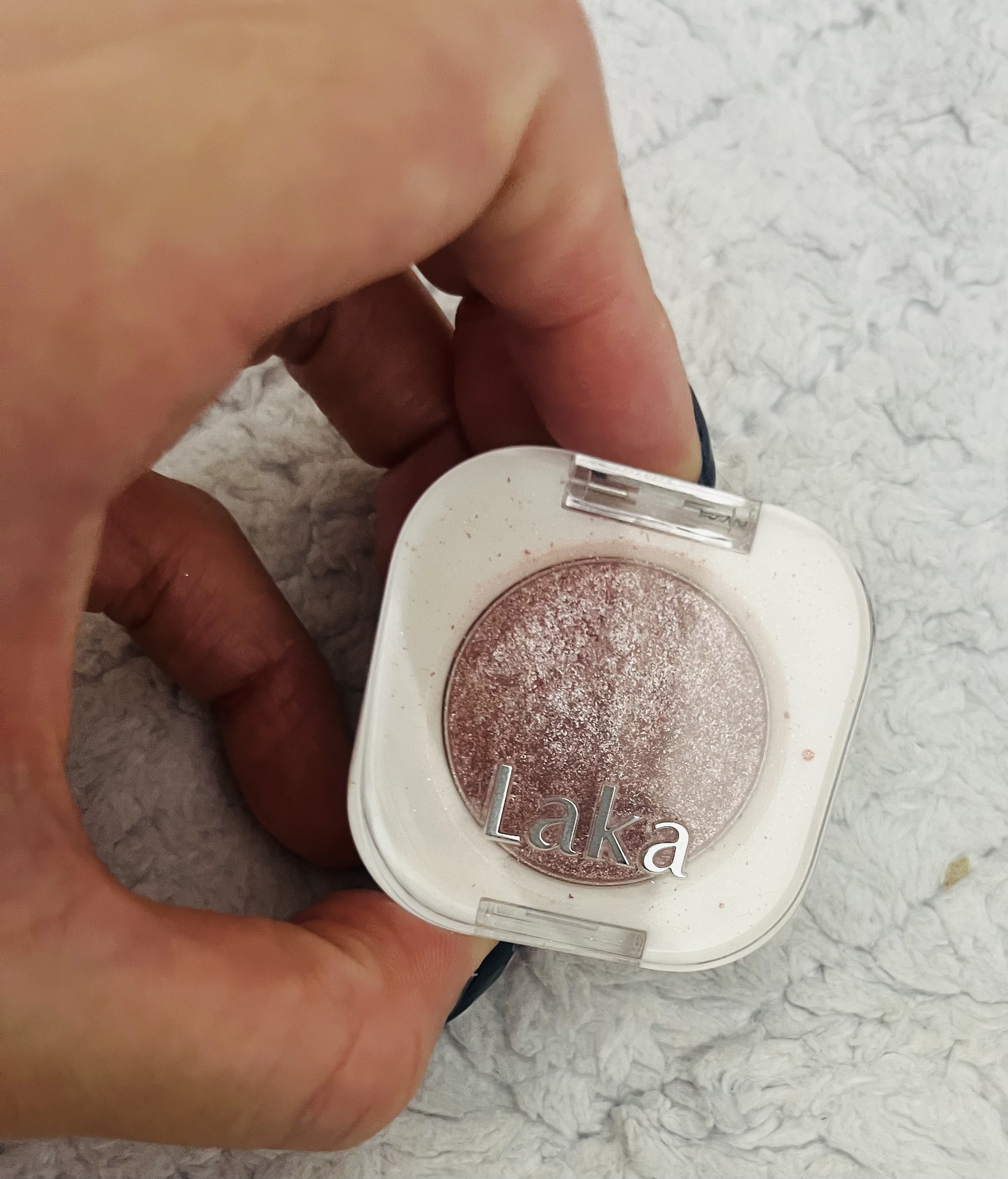 モノアイシャドウ 923 チャンス/Laka/単色アイシャドウを使ったクチコミ（2枚目）