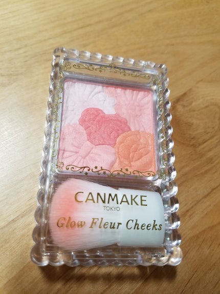 グロウフルールチークス/キャンメイク/パウダーチークを使ったクチコミ(1枚目)