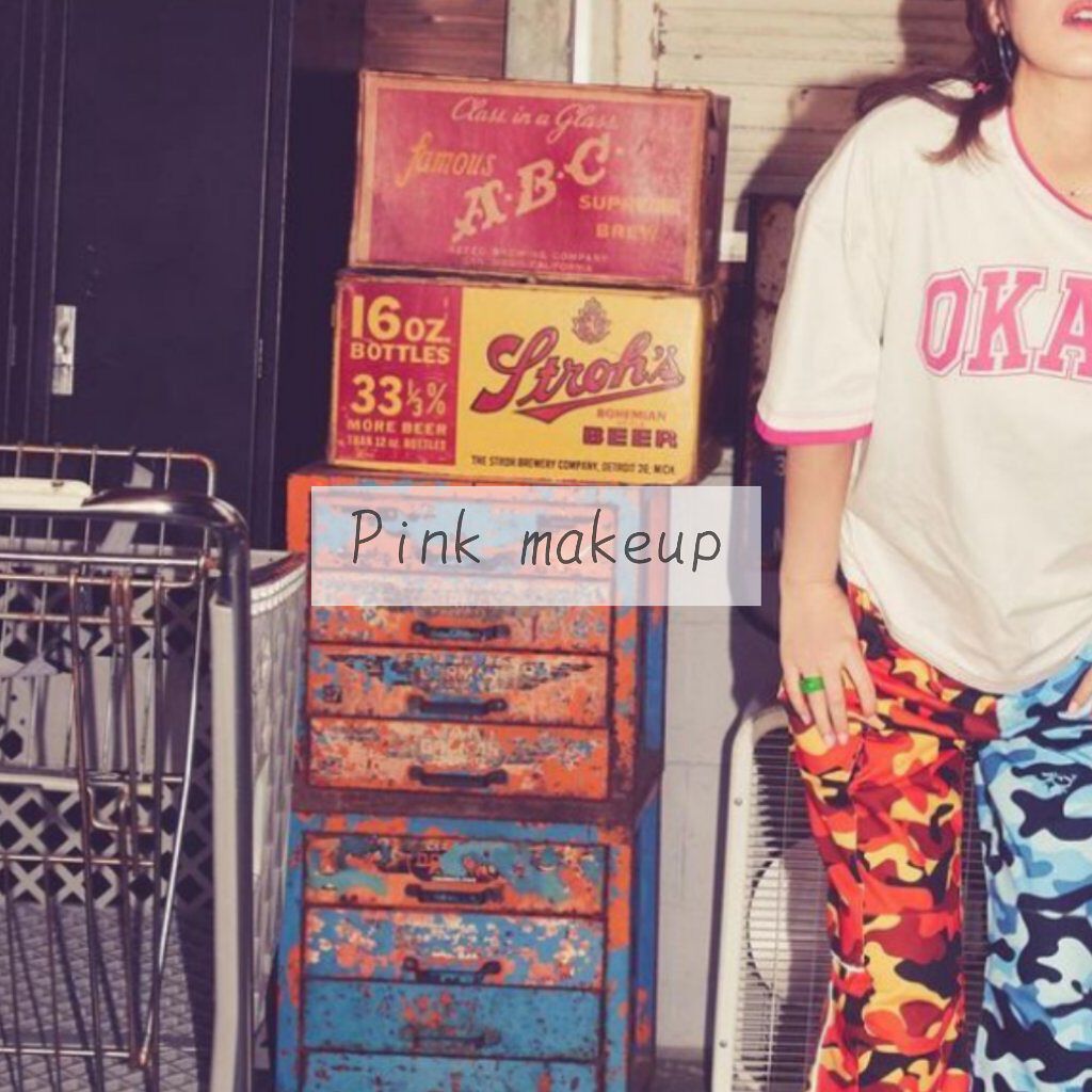 レトロマグネティック アイシャドウパレット/FlowerKnows/アイシャドウパレットを使ったクチコミ（1枚目）