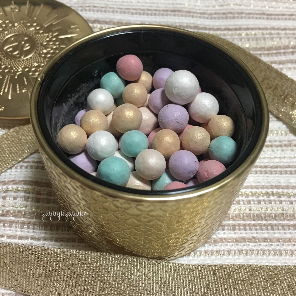 メテオリット ビーユ/GUERLAIN/フェイスパウダーを使ったクチコミ(1枚目)