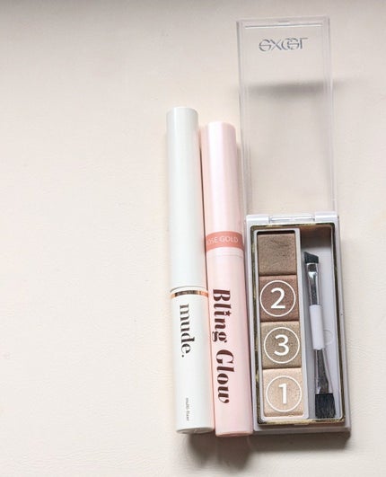 ブリンクリームパウダーシャドウ/BLING GLOW/単色アイシャドウを使ったクチコミ(2枚目)