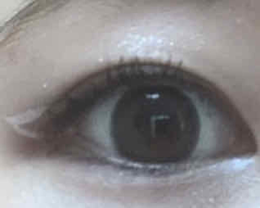 EYE OPENING LINER/UZU BY FLOWFUSHI/リキッドアイライナーを使ったクチコミ(4枚目)