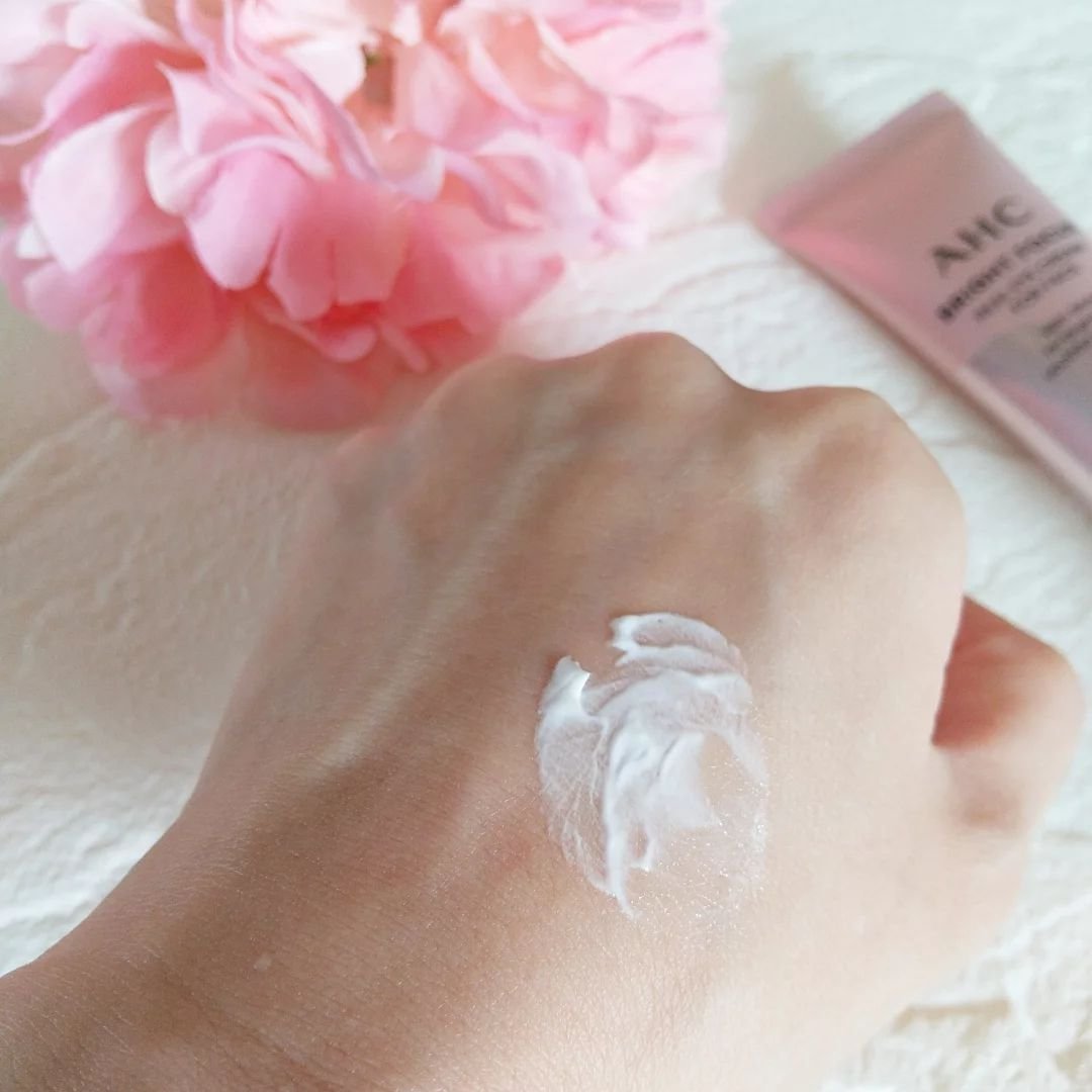 ブライト フォーカス リアル アイクリーム フォーフェイス/AHC/アイケア・アイクリームを使ったクチコミ（3枚目）