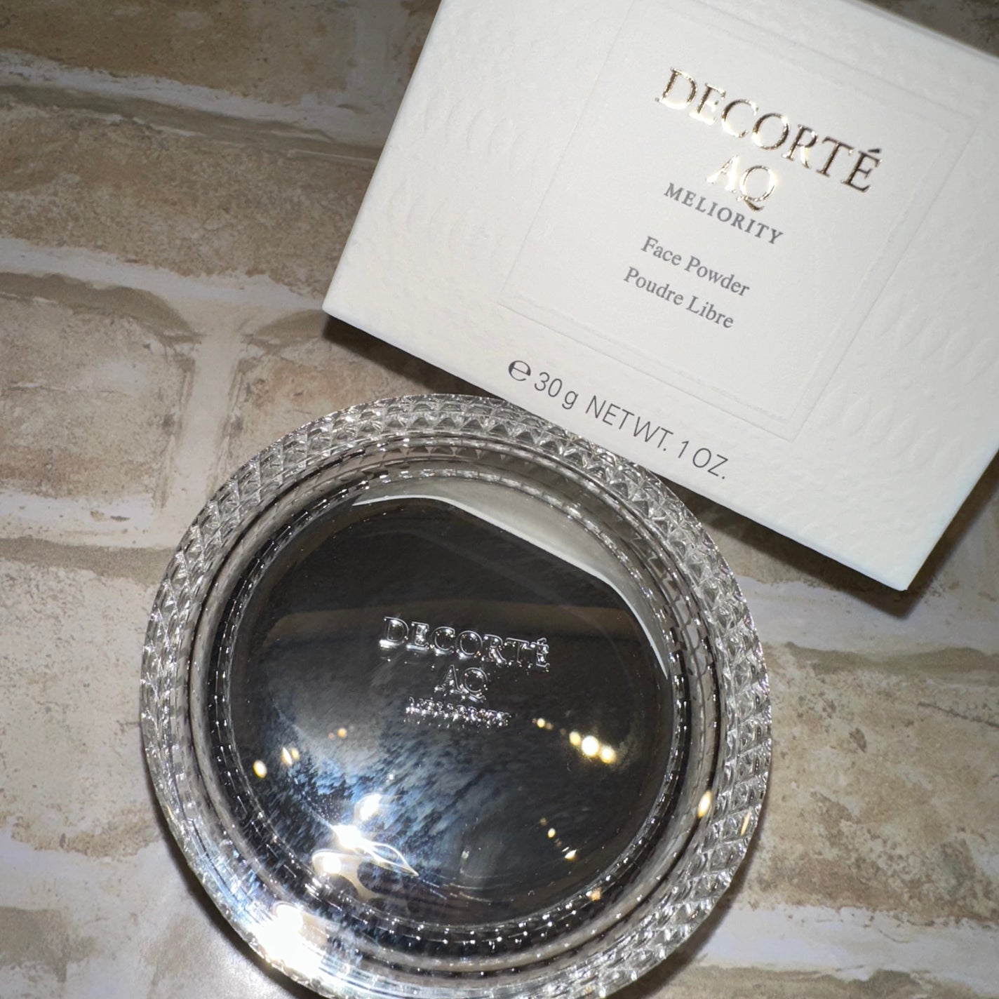 AQ ミリオリティ フェイスパウダー n/DECORTÉ/ルースパウダーを使ったクチコミ(1枚目)