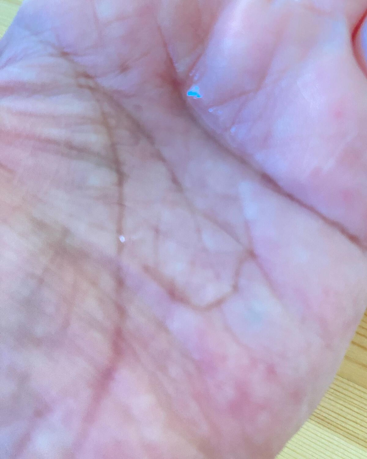 キラメキ ウォーターコンク シャイニー ヘアオイル/ululis/ヘアオイルを使ったクチコミ(2枚目)