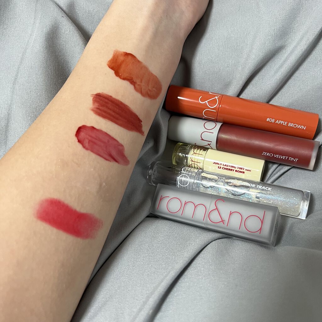 グラスティングウォーターグロス/rom&nd/リップグロスを使ったクチコミ（2枚目）