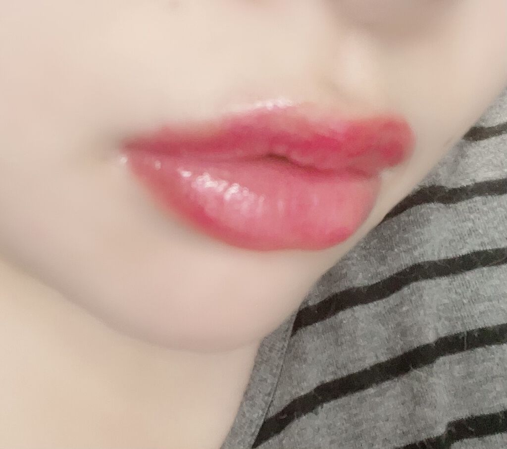 KATE ボリュームアップルージュのクチコミ「まずめちゃくちゃ塗りにくい(-_-;)
色はいいんですけどチップもなんかシリコン？（二枚目）.....」（3枚目）