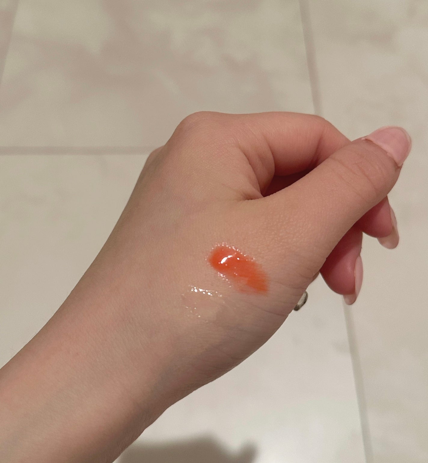 ジューシーベリープランピングリップオイル/TOCOBO/リップグロスを使ったクチコミ(2枚目)