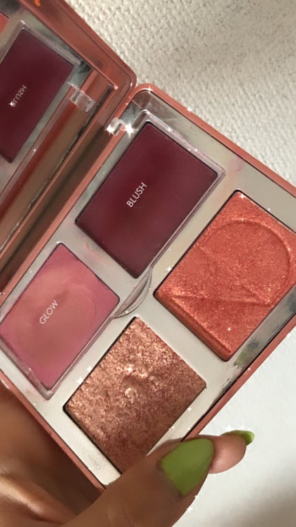 Natasha Denona ナターシャ デノナ ブルーム ブラッシュ & グロウ パレットのクチコミ「
NATASHA DENONA
Bloom Face Glow Palette
今回はN.....」(2枚目)