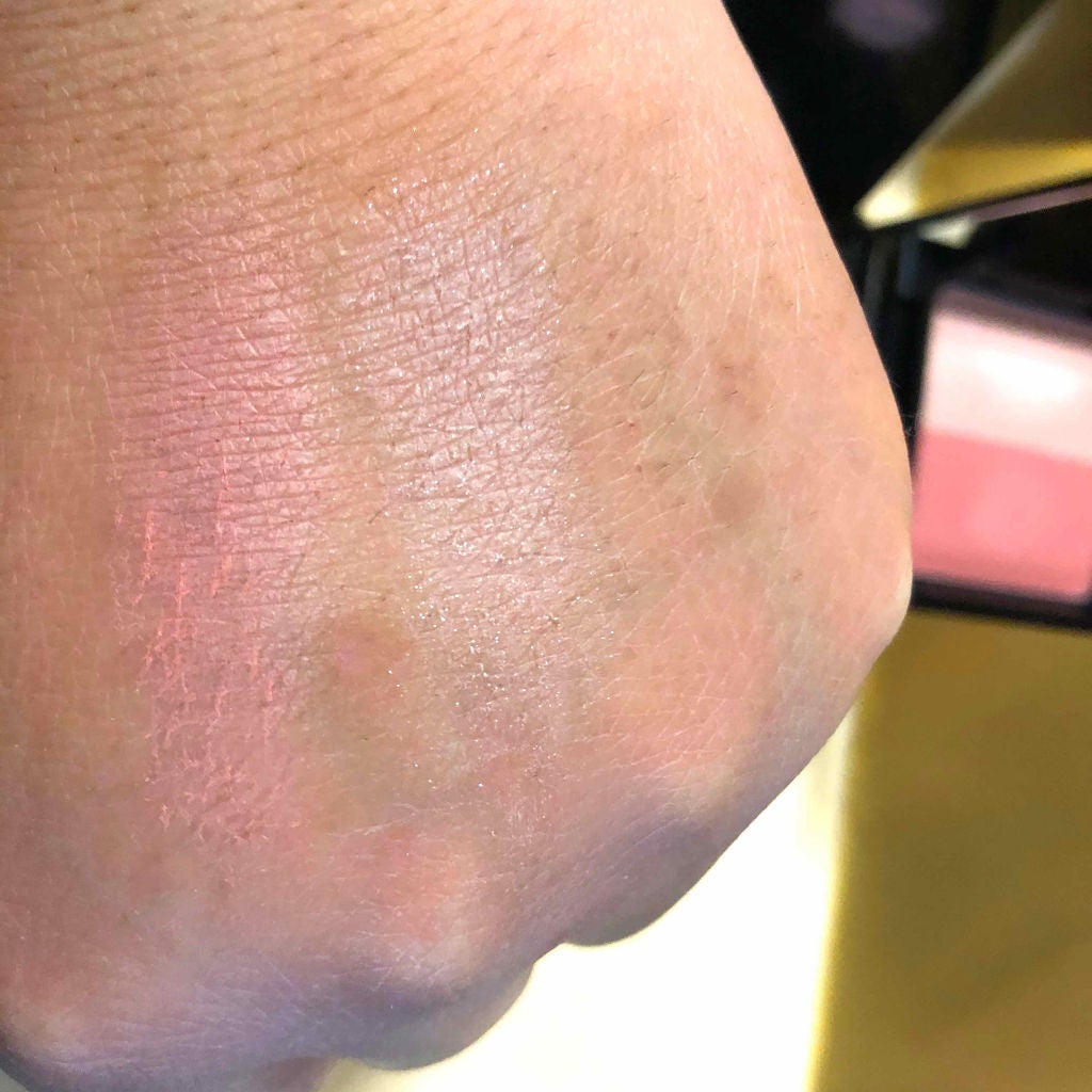 ピカシュウ グローオン デュオ パレット/shu uemura/パウダーチークを使ったクチコミ(4枚目)