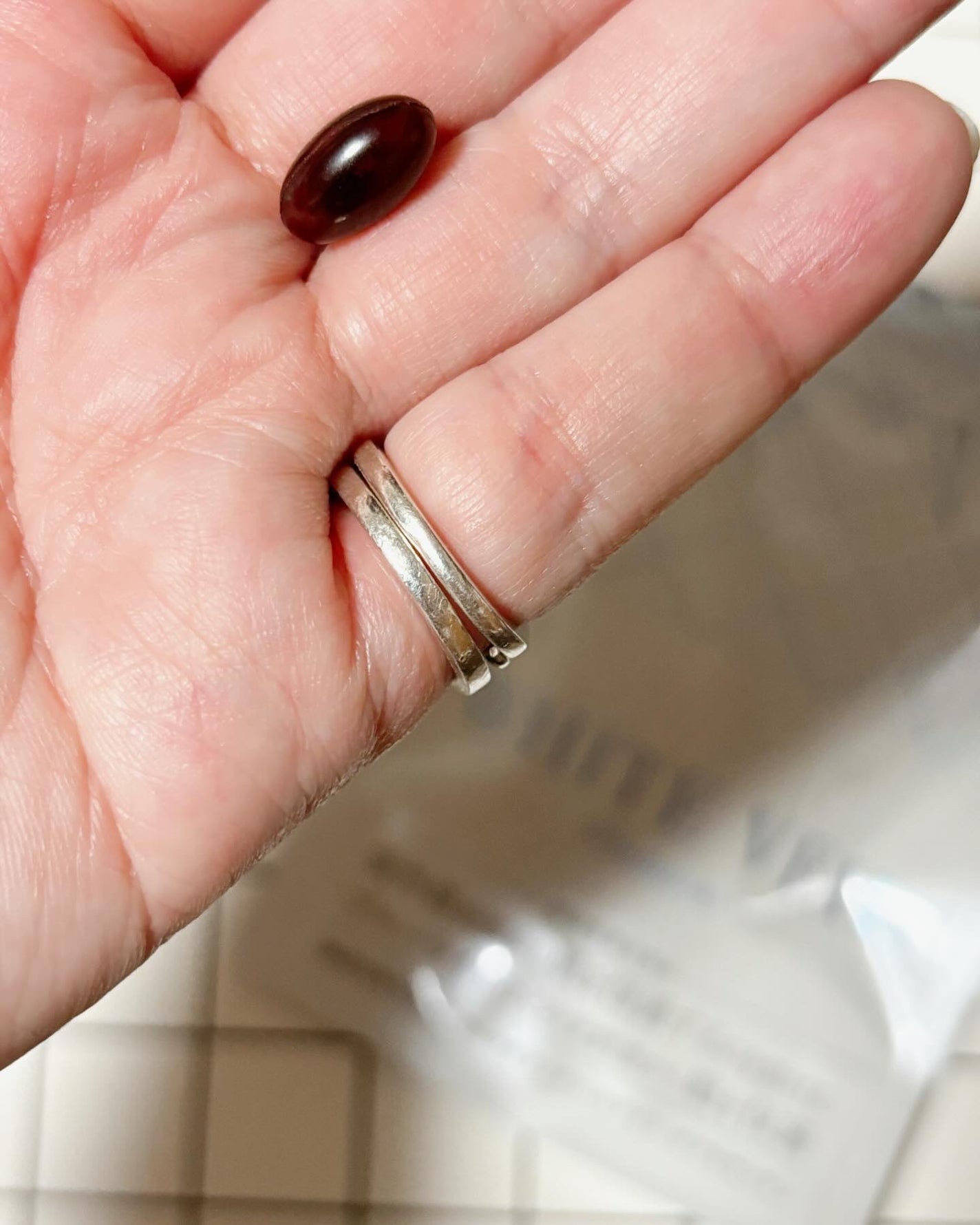 comaki on LIPS 「ホワイトヴェールプレミアムをお試ししました。紫外線とブルーライ..」(2枚目)