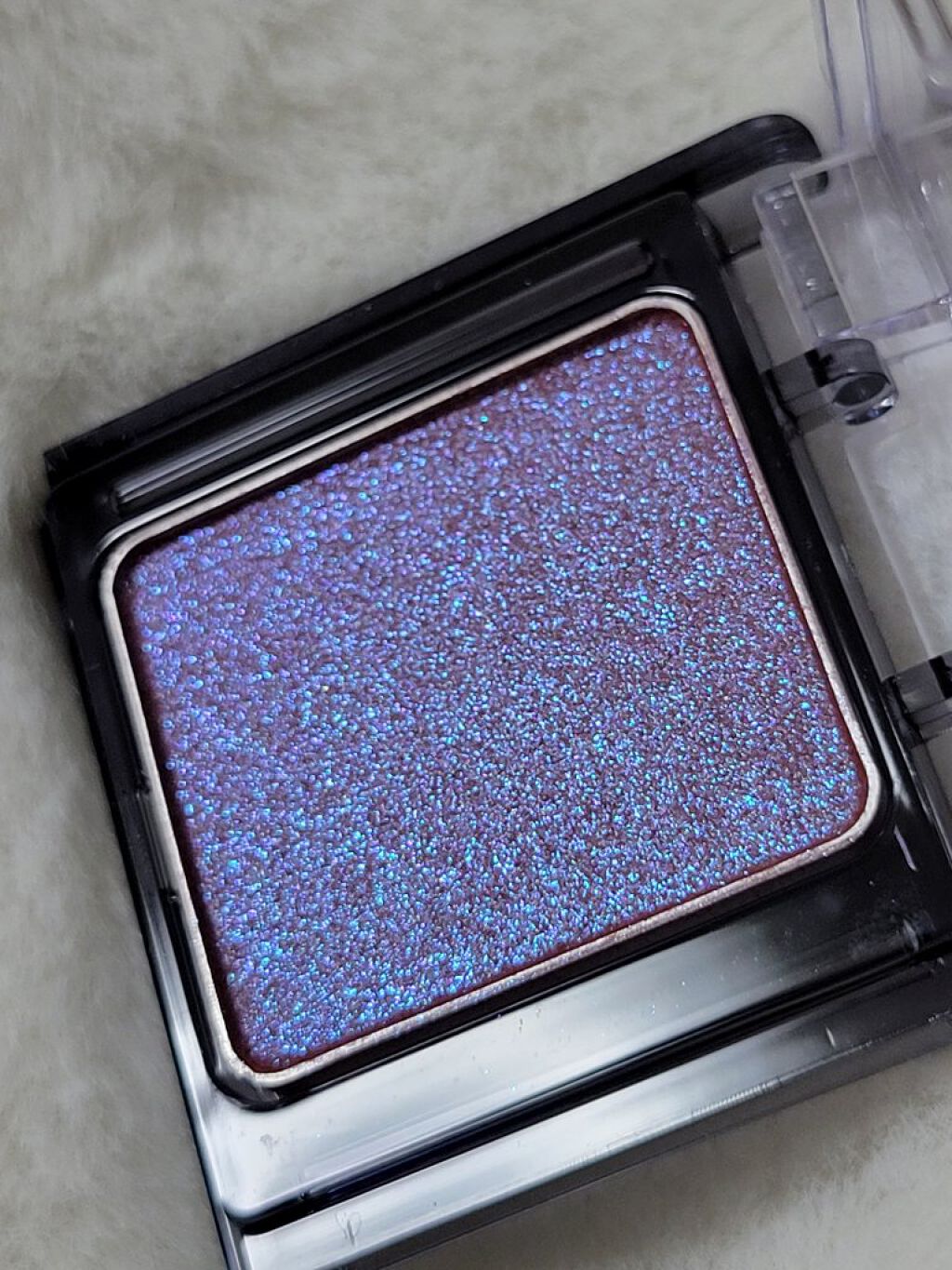  シアー グリッターアイズ/KiSS/単色アイシャドウを使ったクチコミ（2枚目）