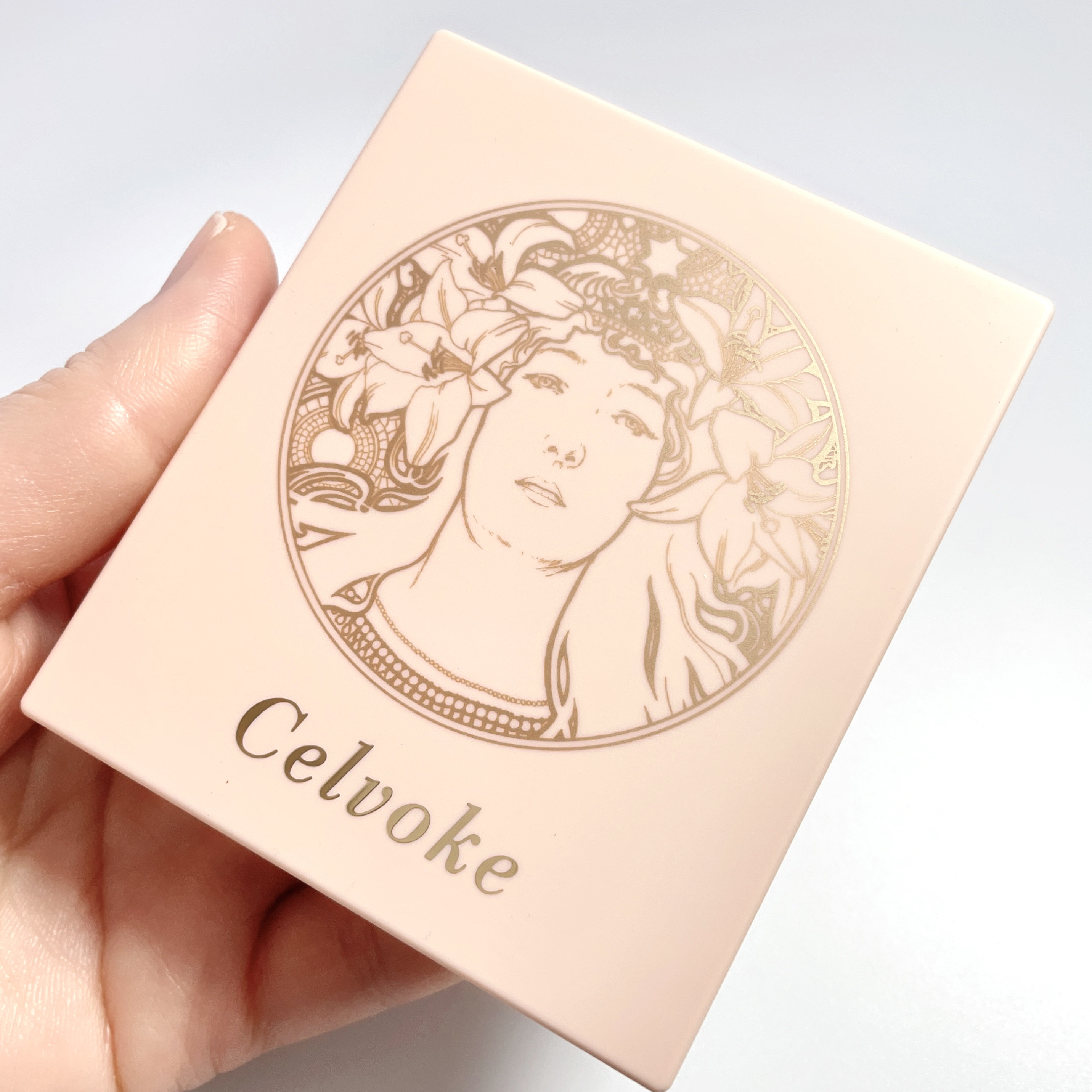 セルヴォーク ヴァティック アイパレット/Celvoke/アイシャドウパレットを使ったクチコミ（2枚目）