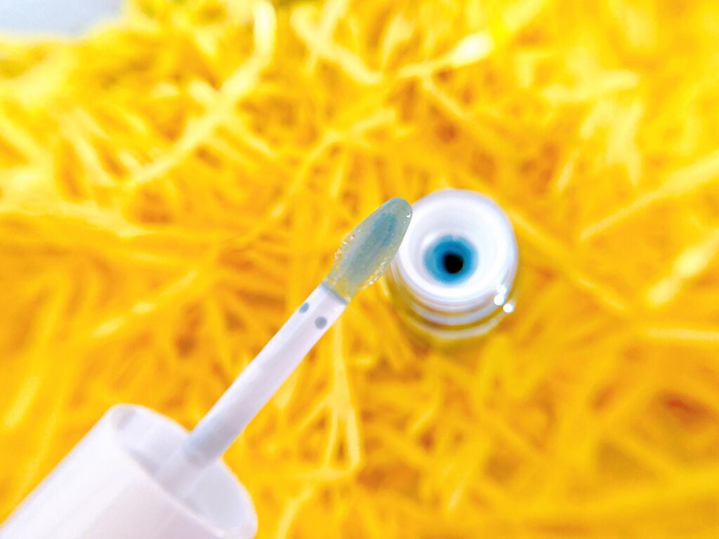 ミネラルカラーセラム S02 ターコイズ/ONLY MINERALS/リップグロスを使ったクチコミ（2枚目）