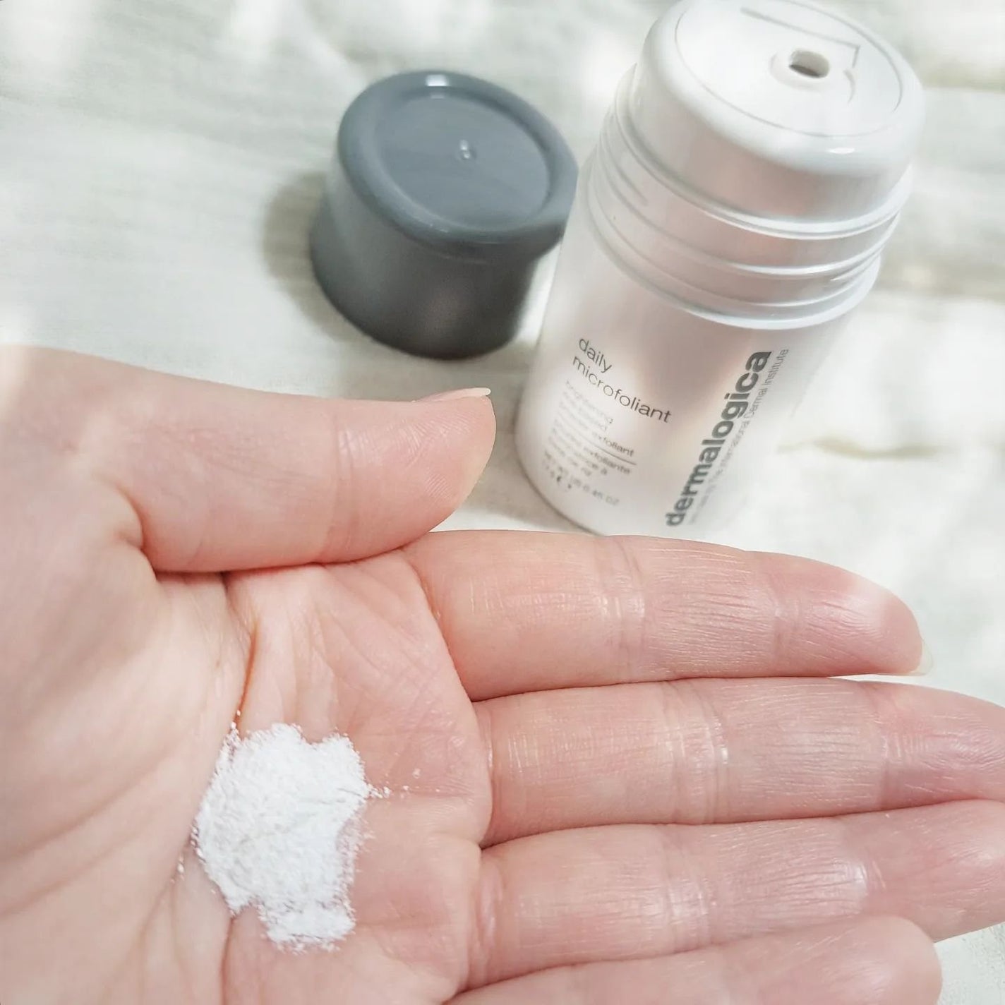 デイリーマイクロフォリエント/ダーマロジカ/洗顔パウダーを使ったクチコミ(4枚目)