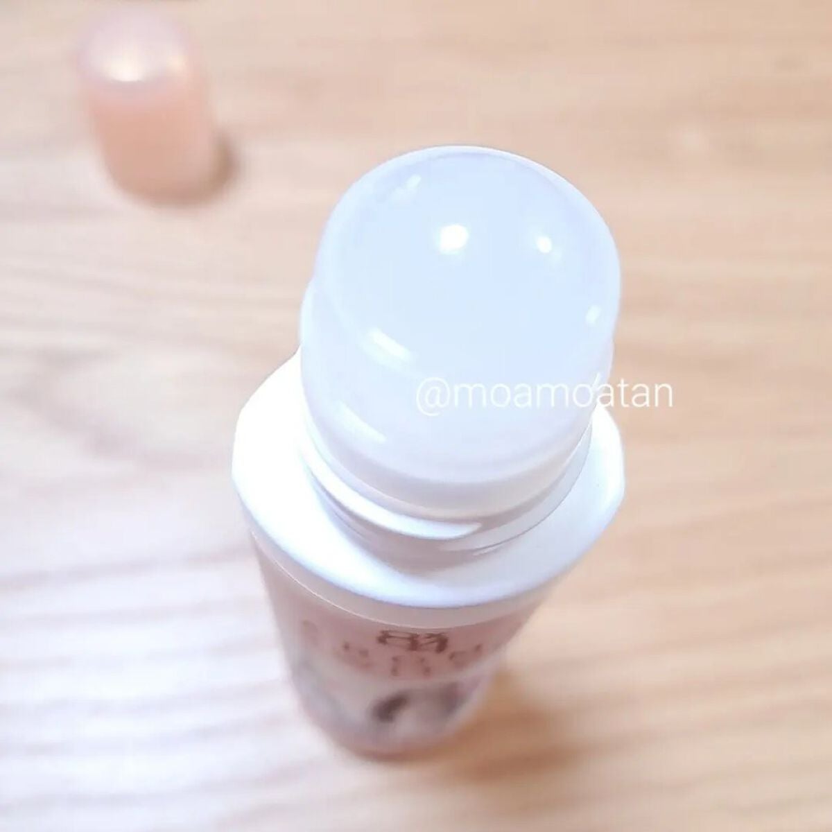 8x4 アロマスイッチ ロールオン パリスブーケの香り/8x4/デオドラント・制汗剤を使ったクチコミ(3枚目)