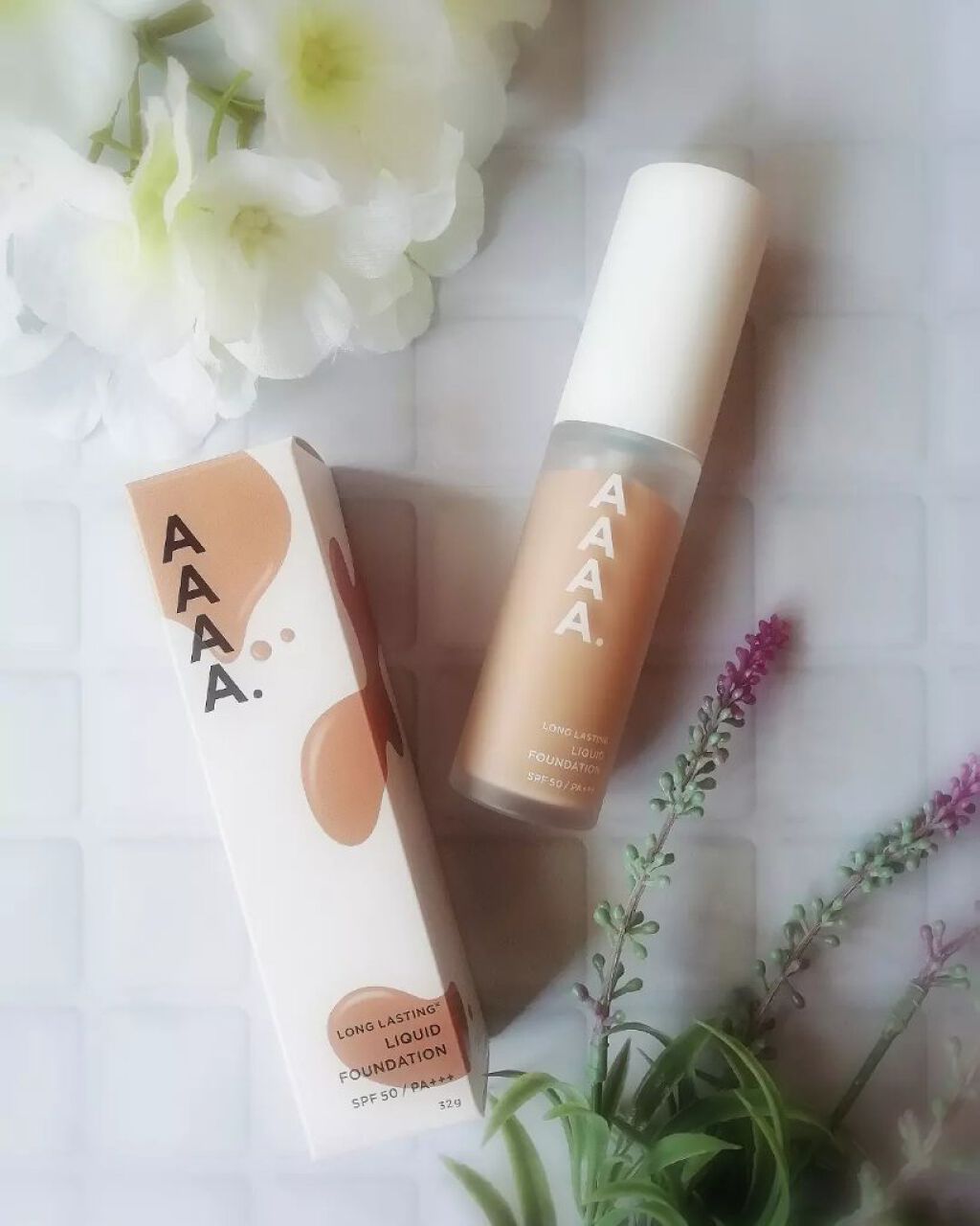 リキッドファンデーション/AAAA./クリーム・エマルジョンファンデーションを使ったクチコミ(1枚目)