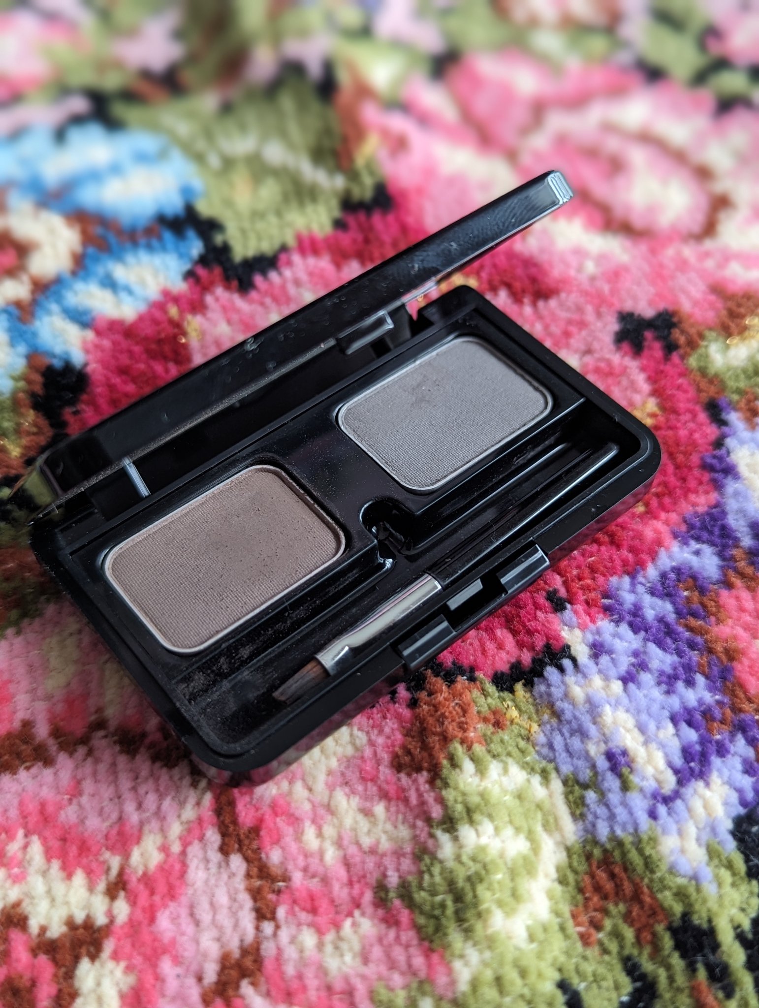 ビューステージ アイブロウパウダー ダーク/ビューステージ コスメティック/パウダーアイブロウを使ったクチコミ（1枚目）