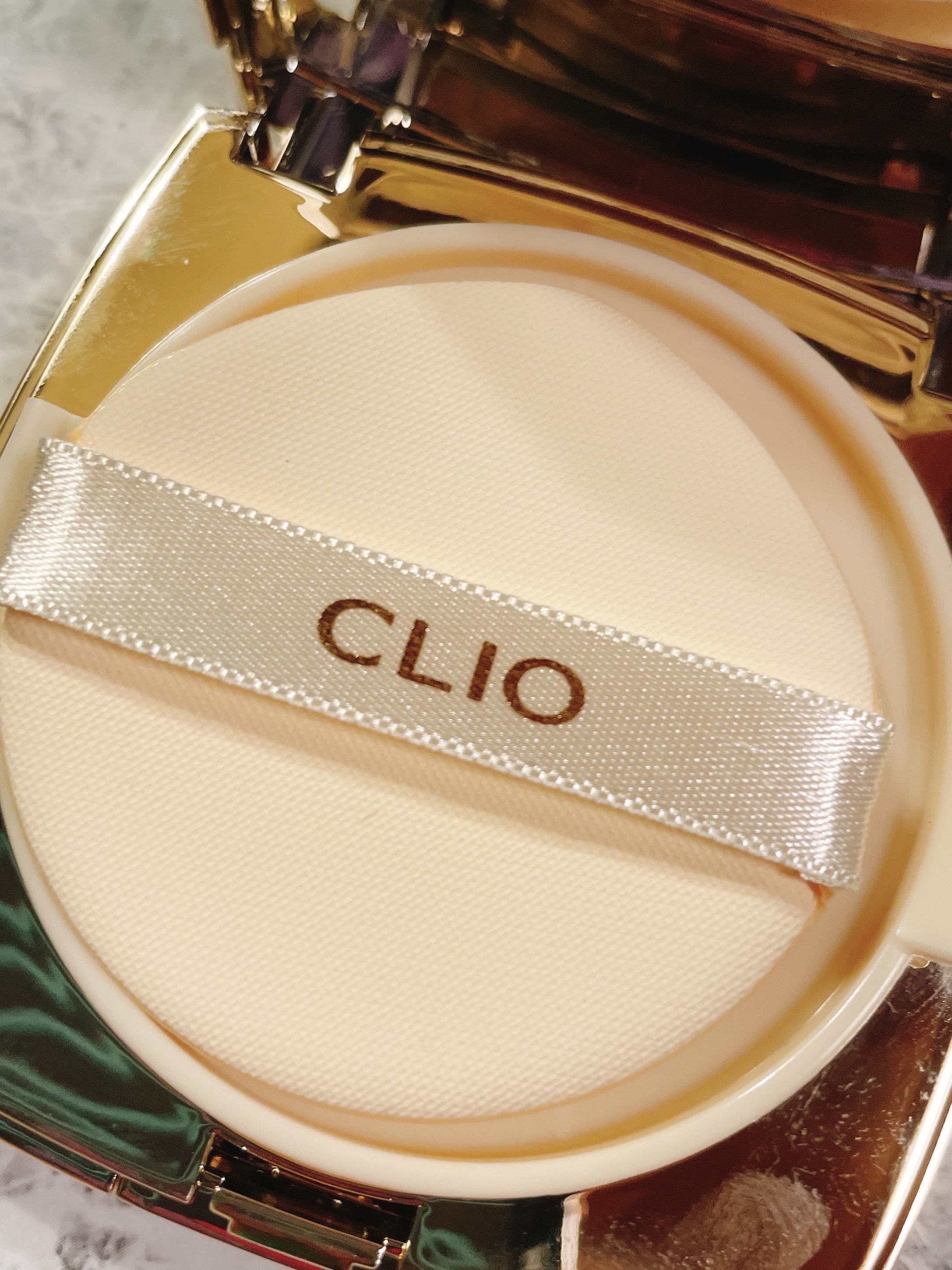 ニューマグネットパクト（ツイードエディション）/CLIO/クッションファンデーションを使ったクチコミ（3枚目）