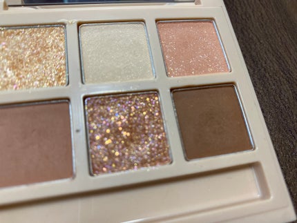 プレイカラーアイズミニ ニューイヤーパーティー/ETUDE/アイシャドウパレットを使ったクチコミ(3枚目)