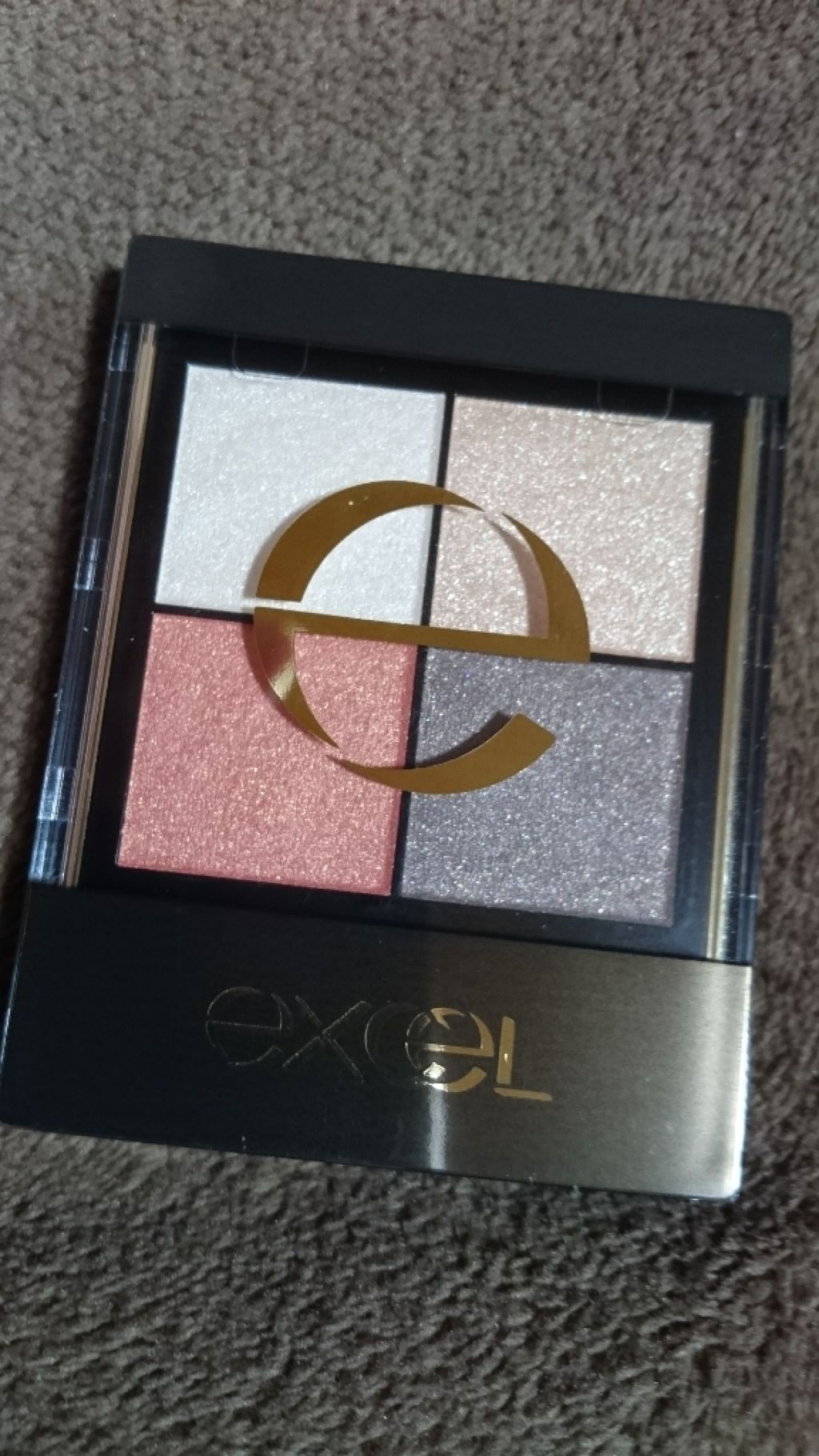 リアルクローズシャドウ/excel/アイシャドウパレットを使ったクチコミ（1枚目）