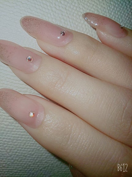 毒いちご⿴⿻⿸ on LIPS 「こんばんは✨ジェルネイルをしてもらって丁度1ヶ月くらいが経ちま..」(4枚目)